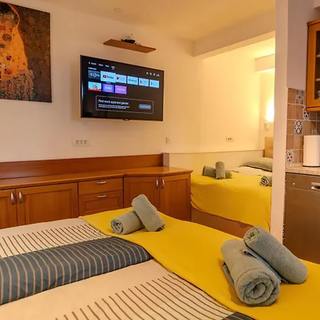 Apartment Yadranka With Sea View Strunjan