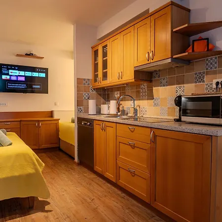 Yadranka With Sea View Apartma *