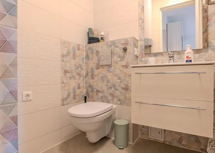 Yadranka With Sea View アパート *